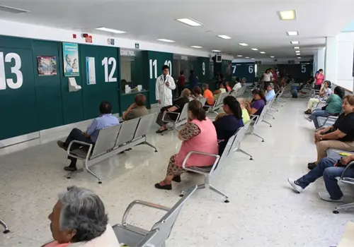 Reconocen riesgo financiero por pensiones y seguros