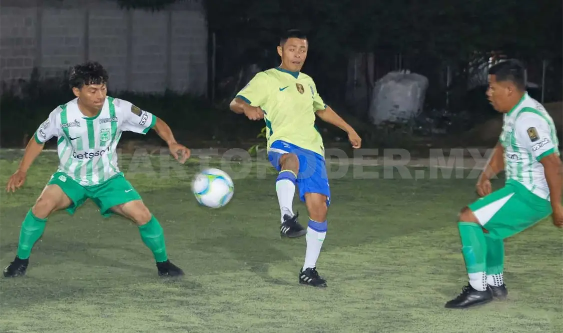 Con la premiación de los finalistas concluyó una nueva edición de la Liga Semanal Champions 7 Tux, que reunió a equipos protagonistas del Fut 7 en Tuxtla Gutiérrez. Cortesía