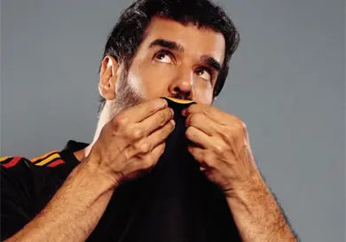 Velasco se r&iacute;e de patrones masculinos