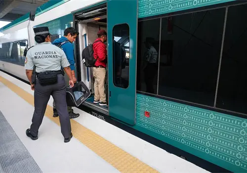 Presenta fallas Tren Maya en estaci&oacute;n de Canc&uacute;n
