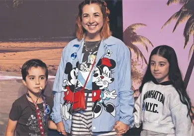 Famosos disfrutan la magia de Disney