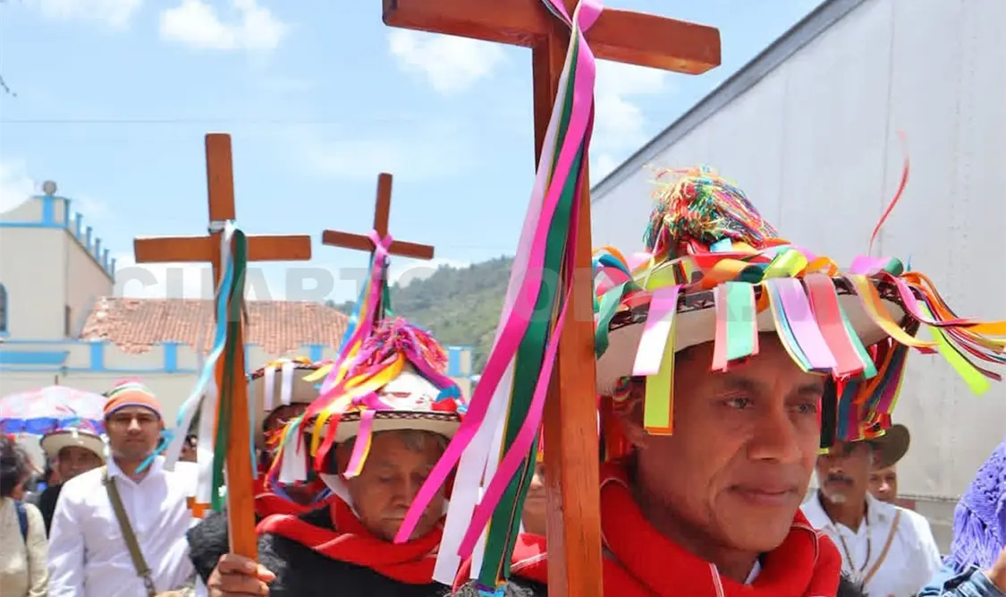 Con fervor religioso se celebró el día de ambos apóstoles de Cristo. Manuel Martínez/CP