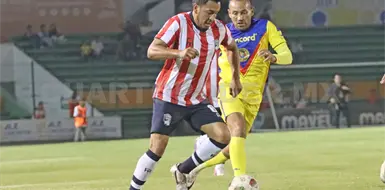 Chivas manda en el Clásico de Leyendas Chivas manda en el Clásico de Leyendas