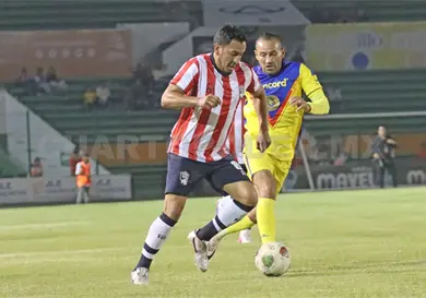 Chivas manda en el Clásico de Leyendas Chivas manda en el Clásico de Leyendas