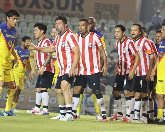 Chivas gana en el Clásico de Leyendas Chivas gana en el Clásico de Leyendas