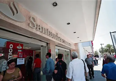 Quejas por los fraudes bancarios suben 31.5 % Quejas por los fraudes bancarios suben 31.5 %