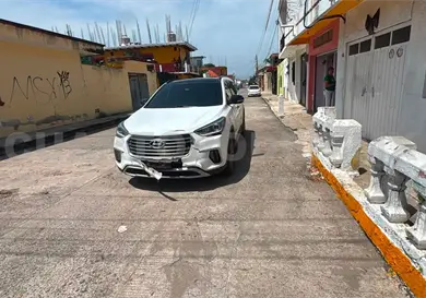 Acaba con fractura expuesta en pierna Acaba con fractura expuesta en pierna