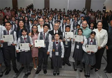 Celebran dedicación de estudiantes en Olimpiada Celebran dedicación de estudiantes en Olimpiada