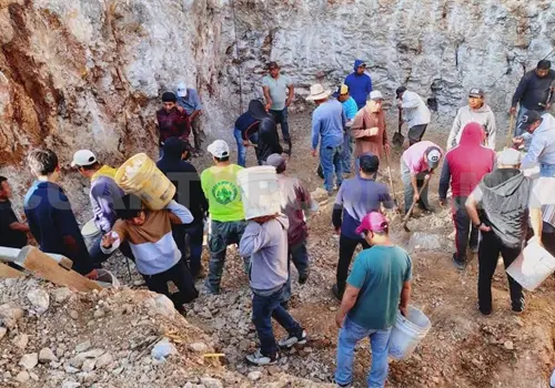 Inauguran tanque de agua construido por colonos