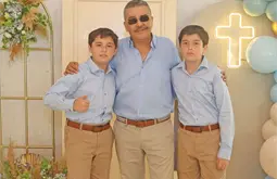 Recibiendo la eucarist&iacute;a