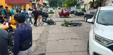 Persecución finaliza con impacto de motos Persecución finaliza con impacto de motos