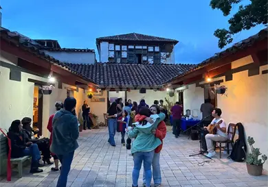 Buscan reconstruir memoria colectiva de La Enseñanza Buscan reconstruir memoria colectiva de La Enseñanza