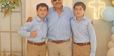 Recibiendo la eucaristía Recibiendo la eucaristía
