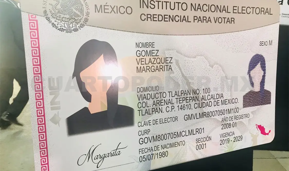 Las nuevas credenciales tienen un nuevo diseño, más elementos de seguridad y mayores datos personales. Cortesía