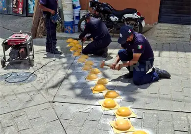 Instalan boyas reductoras para evitar accidentes