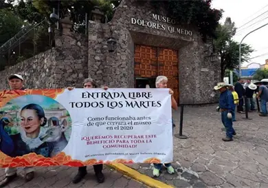 Piden gratuidad en el Dolores Olmedo