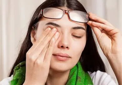 Combate los ojos secos o enrojecidos Combate los ojos secos o enrojecidos