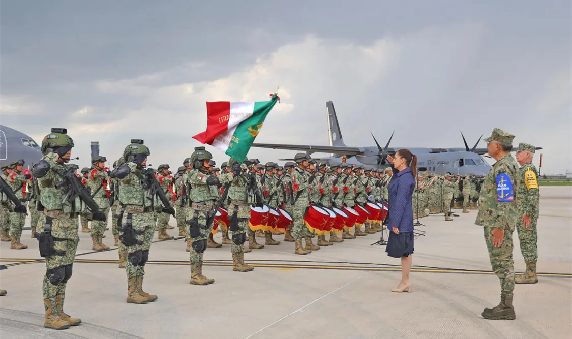 La mandataria de México encabezó la Ceremonia de Recepción del Agrupamiento de Ayuda Humanitaria “Yumare”. El Universal