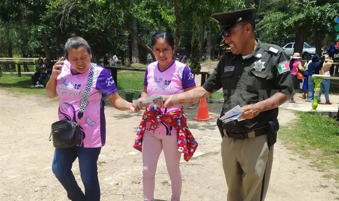 Los elementos realizaron recorridos informativos y de acercamiento con comerciantes, turistas y población en general. CP