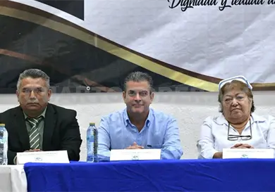 Reconoce vocaci&oacute;n de nuevos enfermeros