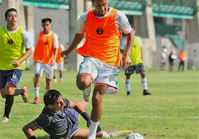Jaguares re&uacute;ne a m&aacute;s de 500 talentos