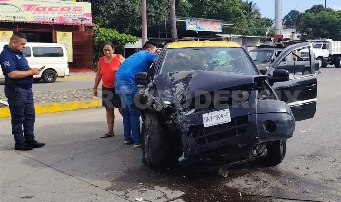 Cuatro personas lesionadas tuvieron que ser hospitalizadas de urgencia. Rafael Victorio / CP