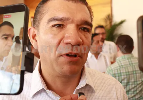 Atenci&oacute;n y hospitales, prioridades del sector: secretario