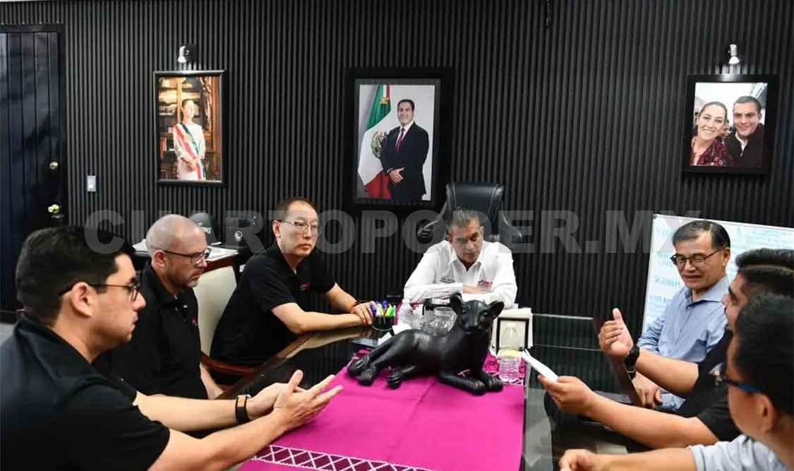 El alcalde llevó a cabo una reunión de trabajo con Andrew Choe, director corporativo de Bumble Bee. Cortesía