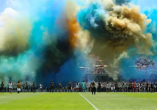 Afici&oacute;n de Pumas deja atr&aacute;s la final perdida