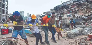 Suman 4 mil 734 muertos por terremotos Suman 4 mil 734 muertos por terremotos