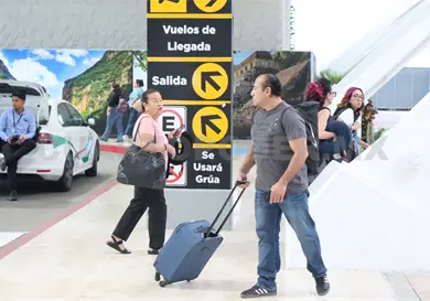 Refuerzan vigilancia en puertos y aeropuertos