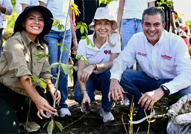 Yazmín Ramírez y Melgar promueven reforestación Yazmín Ramírez y Melgar promueven reforestación