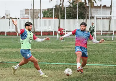 Gemelos Espinosa refuerzan a Delfines Gemelos Espinosa refuerzan a Delfines