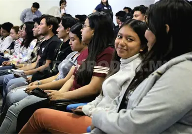 Realiza estudiante estancia en el IPN Realiza estudiante estancia en el IPN