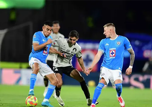 Cruz Azul inicia b&uacute;squeda del bicampeonato