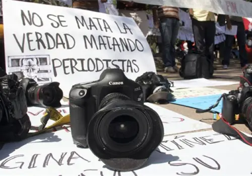 Periodistas condenan ataque en Culiacán Periodistas condenan ataque en Culiacán