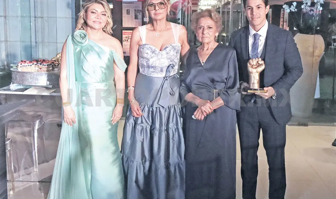 La licenciada Ana María de la Cruz reconoció el trabajo de todo el equipo. Diego Pérez / CP