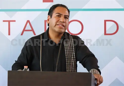 Felicita Eduardo Ramírez a esta casa editorial Felicita Eduardo Ramírez a esta casa editorial