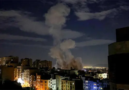 EE. UU. recibe misiles lanzados por Irán EE. UU. recibe misiles lanzados por Irán