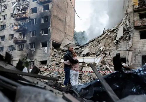 Rusia realiza intenso bombardeo en Kiev Rusia realiza intenso bombardeo en Kiev