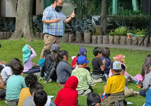 Niños y niñas vivirán un verano de juego y arte Niños y niñas vivirán un verano de juego y arte