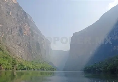 Cañón del Sumidero es navegable pese a lluvias Cañón del Sumidero es navegable pese a lluvias