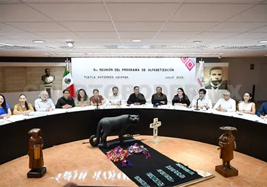 Encabeza Ejecutivo reuni&oacute;n del Gabinete de Educaci&oacute;n
