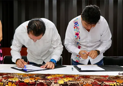 Fortalecen la formaci&oacute;n jur&iacute;dica con convenio