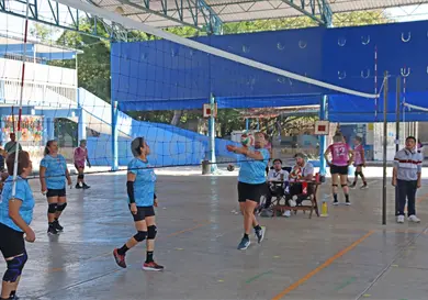 Familia Adlers conquista el liderato 2026