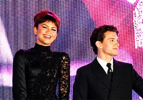 Holland y Zendaya pasean por CDMX Holland y Zendaya pasean por CDMX