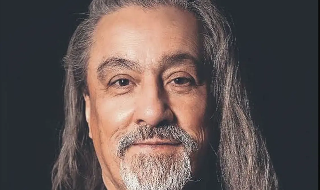 Sr. González ha sido parte de bandas como Botellita de Jerez, Baraja y Combo Movox. Cortesía