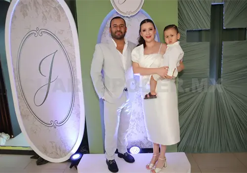 Jorgito cumple un a&ntilde;o y recibe el bautismo