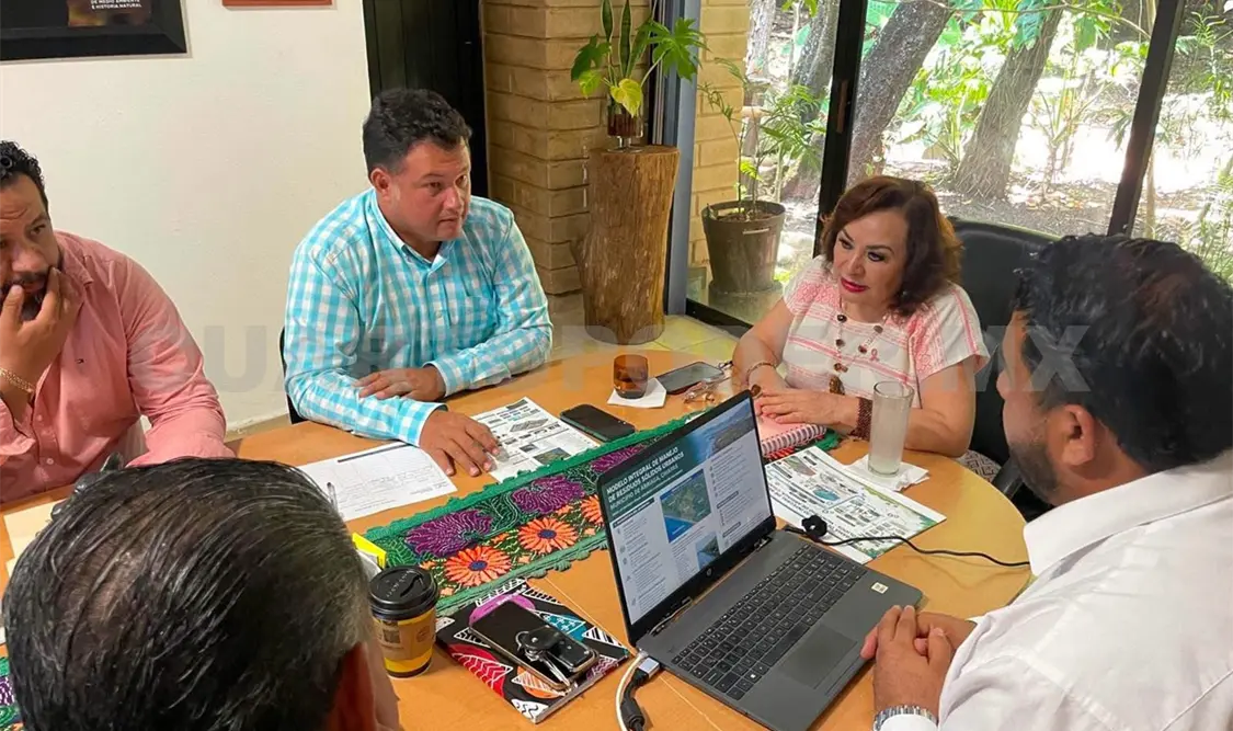 La secretaría informó de una reunión de trabajo que se realizó con las autoridades de Arriaga. Cortesía