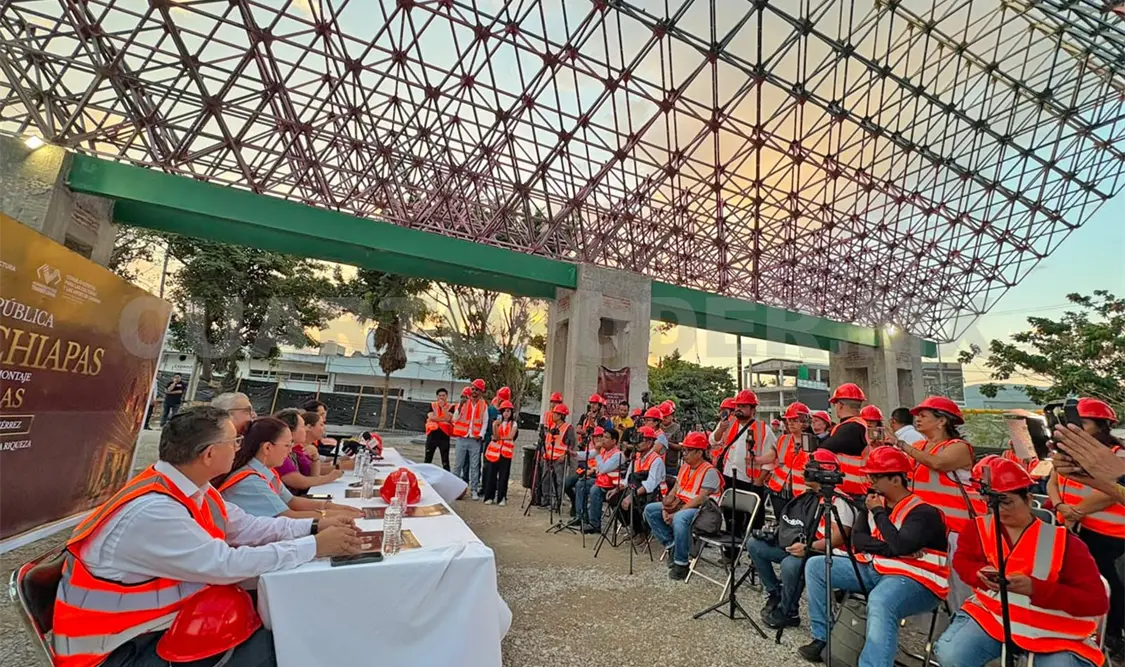 Aspecto de la presentación de la convocatoria a la que participarán artistas locales. Daniel Oropeza / CP